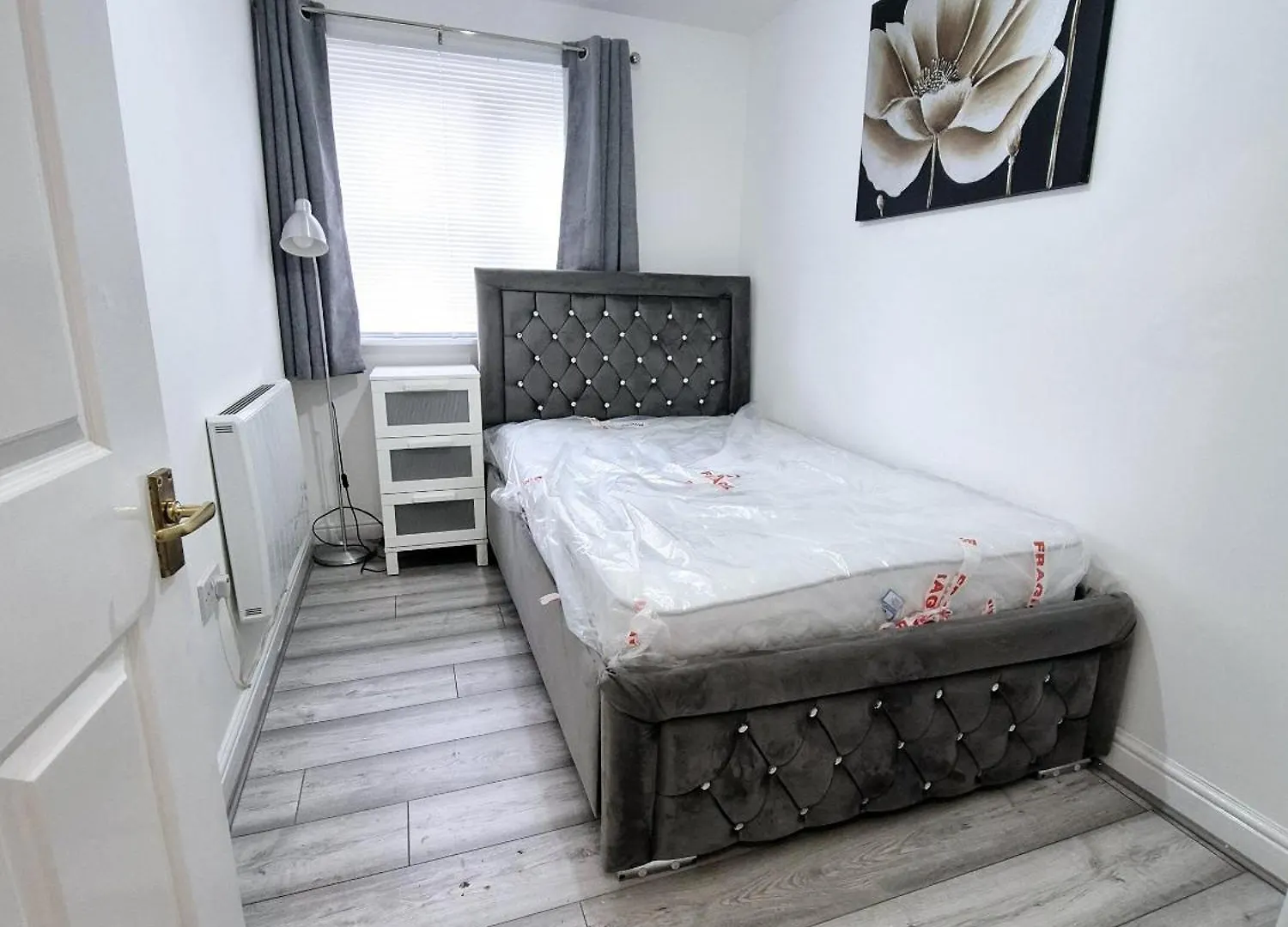 Robinhuts Views Apartments London Holiday home