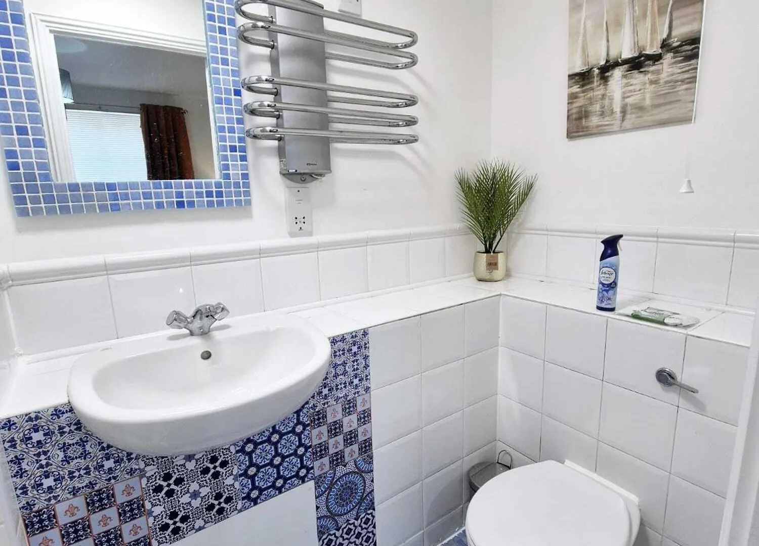 Holiday home Robinhuts Views Apartments London
