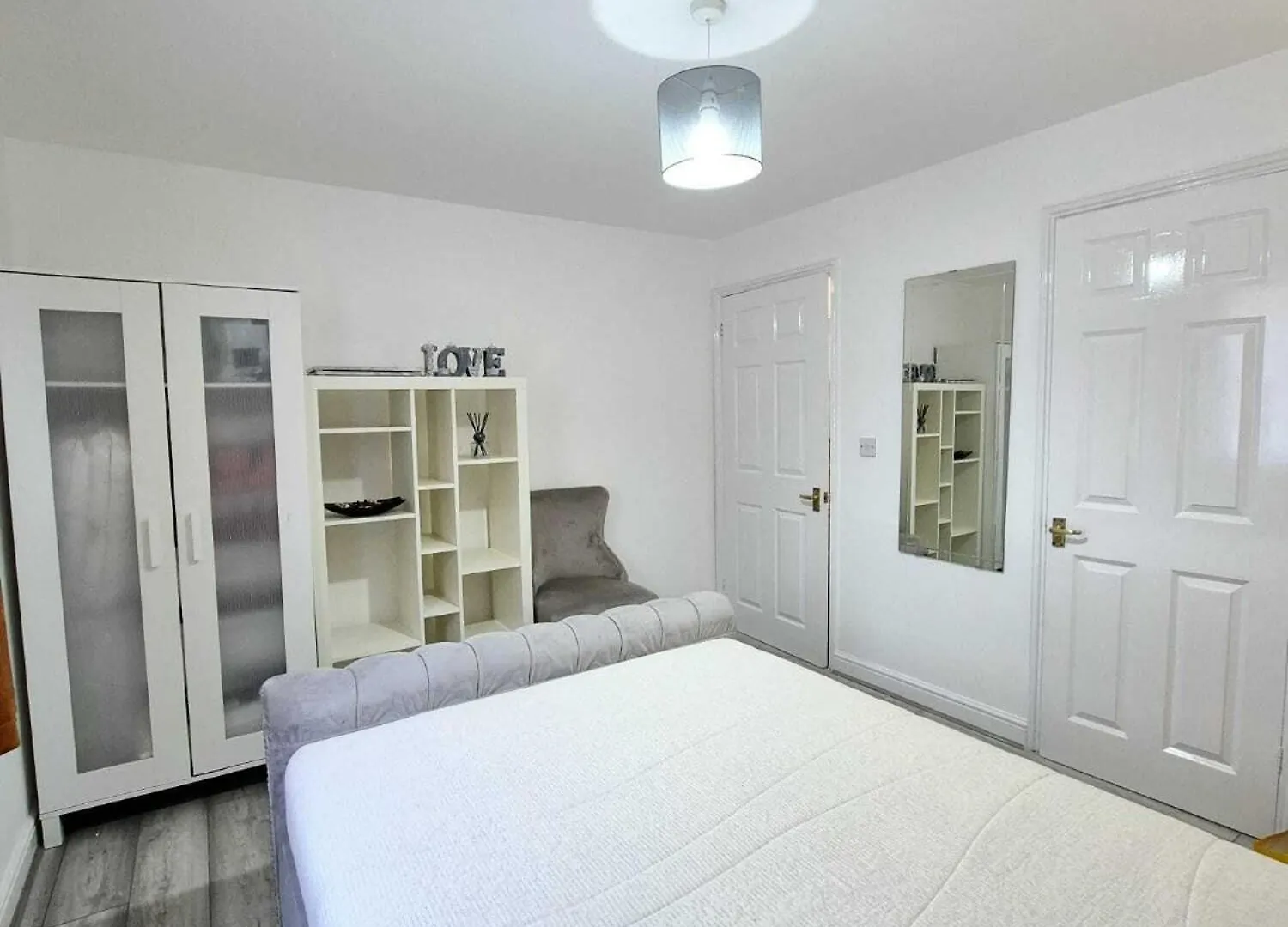 Holiday home Robinhuts Views Apartments London